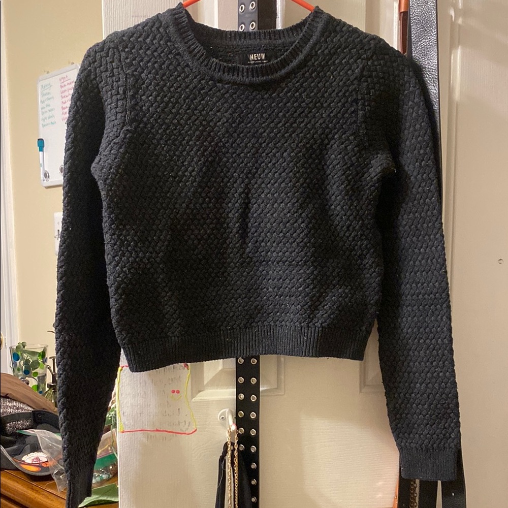 Textured Knit Cropped Sweater